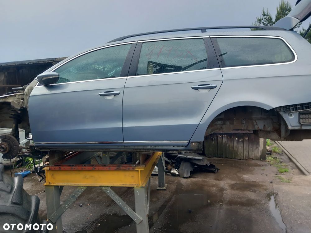 Drzwi Passat B7 LC7Z - 1