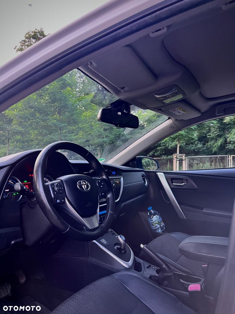 Toyota Auris 1.8 HSD Sol - 15