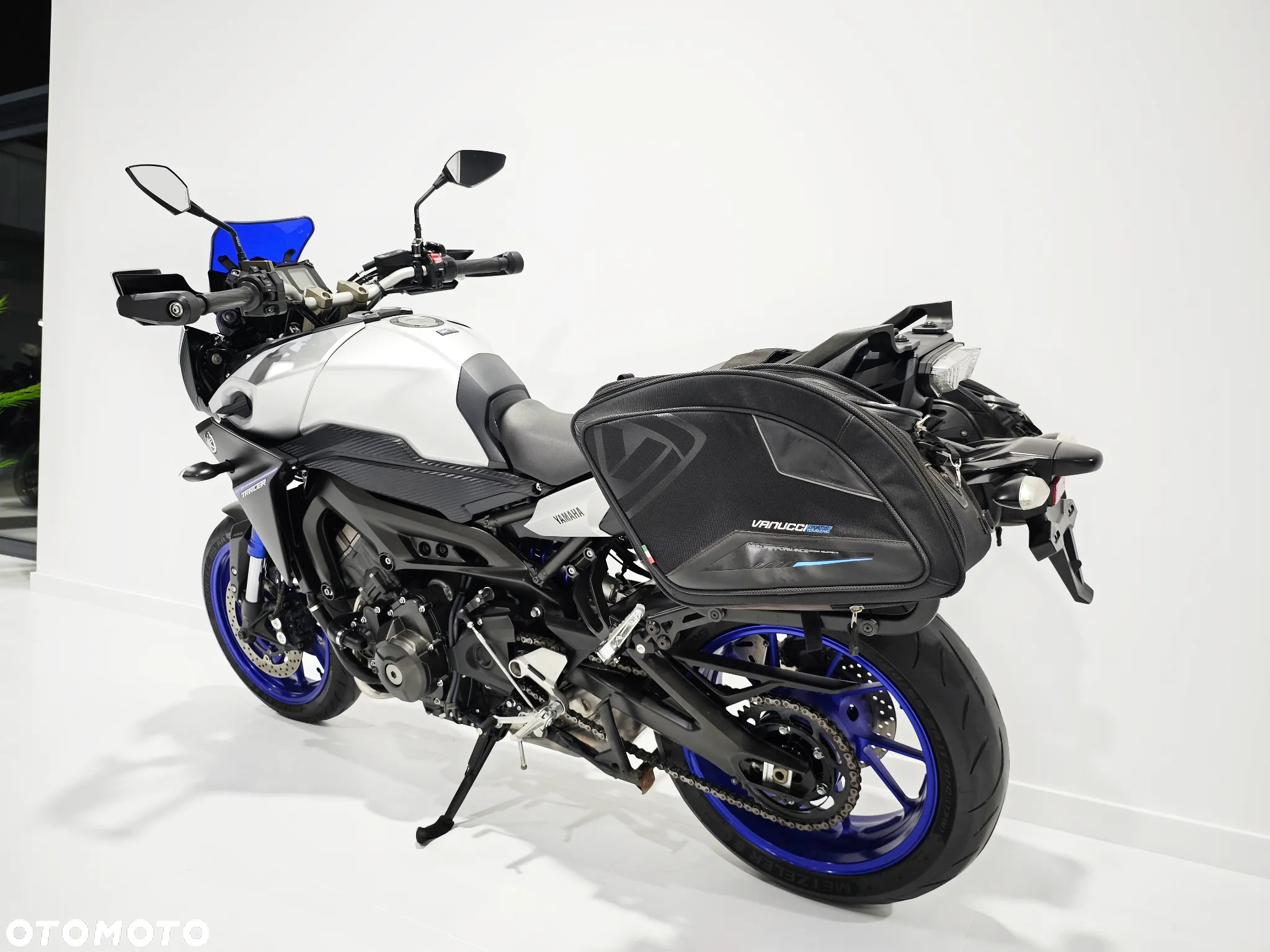 Yamaha MT - 19