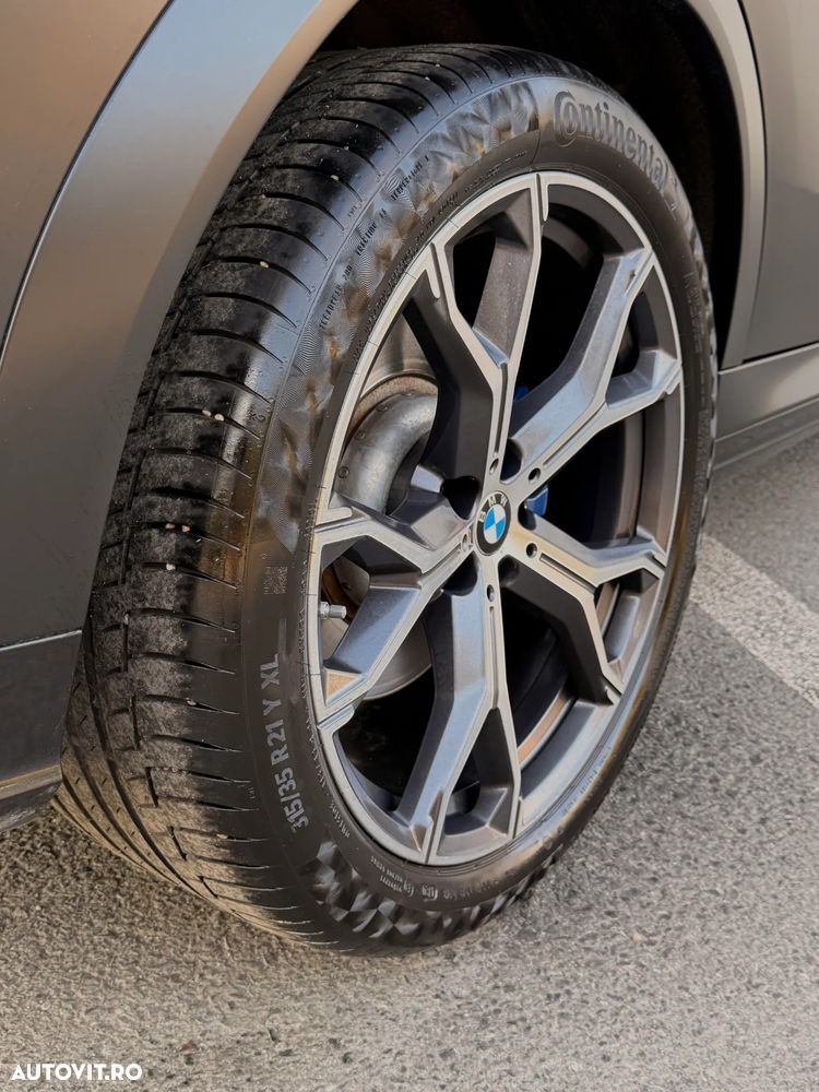 BMW X6 xDrive40i AT MHEV - 38