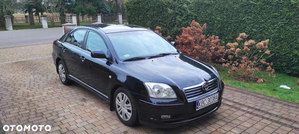 Toyota Avensis 1.8 VVT-i - 9