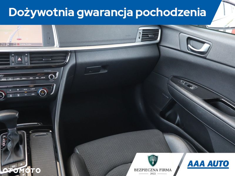 Kia Optima - 9