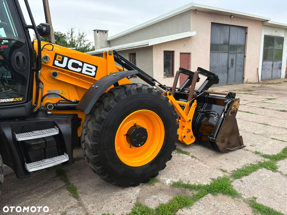 JCB 4CX - 20