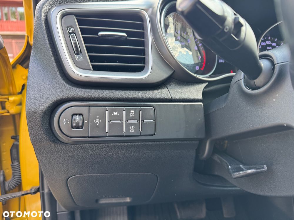 Kia XCeed 1.4 T-GDI L DCT - 21