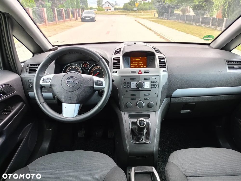 Opel Zafira - 8