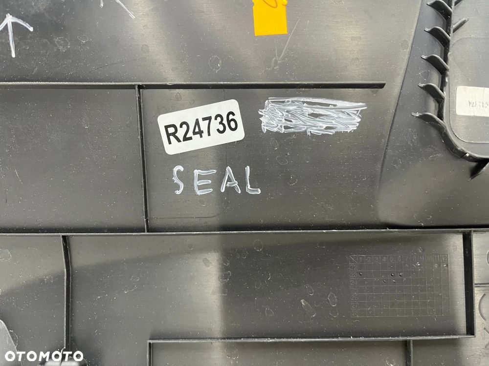 Osłona pasa przedniego BYD Seal 22r.- nakładka górna atrapy zamka maski silnika ekea-5302210a - 12