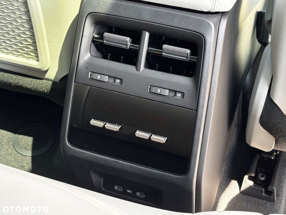 Porsche Macan - 23