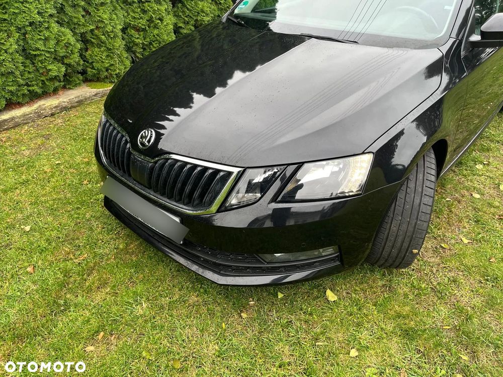 Skoda Octavia 1.6 TDI Drive DSG - 9