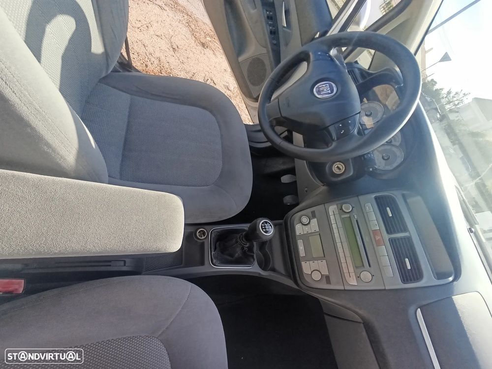 Fiat Linea 1.3 M-Jet Emotion - 6