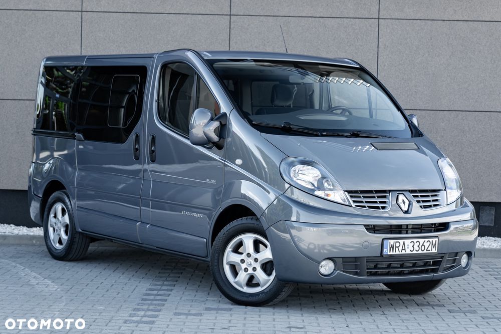 Renault Trafic FAP Grand Passenger Black Edition - 5