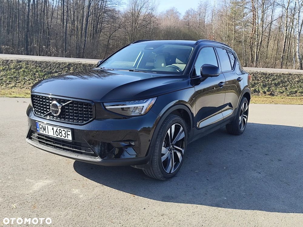 Volvo XC 40 B5 AWD Ultimate Dark - 3