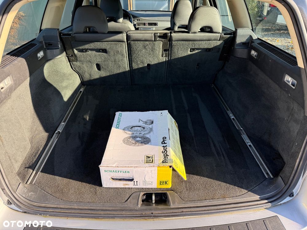 Volvo V70 2.0 Momentum - 19