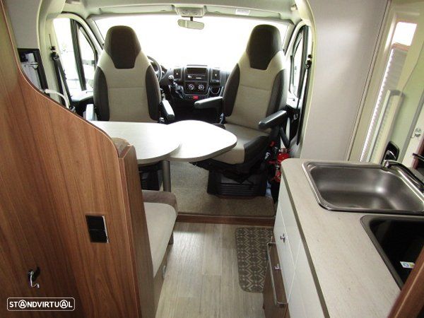 Pilote Essential P650 Cama Central - 32