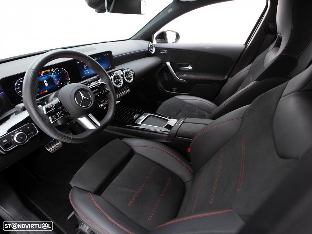 Mercedes-Benz A 200 7G-DCT AMG Line — fotografia 7