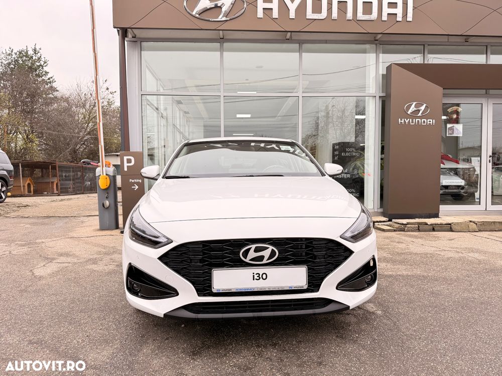 Hyundai i30 Fastback 1.5 T-GDI 140CP 7DCT MHEV Highway - 2