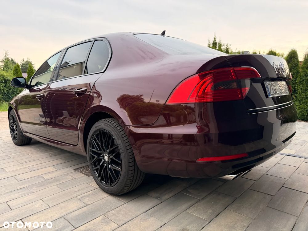 Skoda Superb 1.8 TSI Elegance DSG - 8