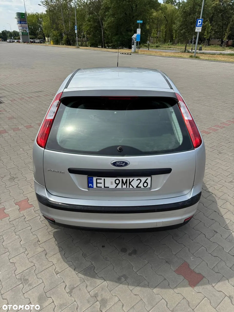 Ford Focus 1.4 Ambiente - 9
