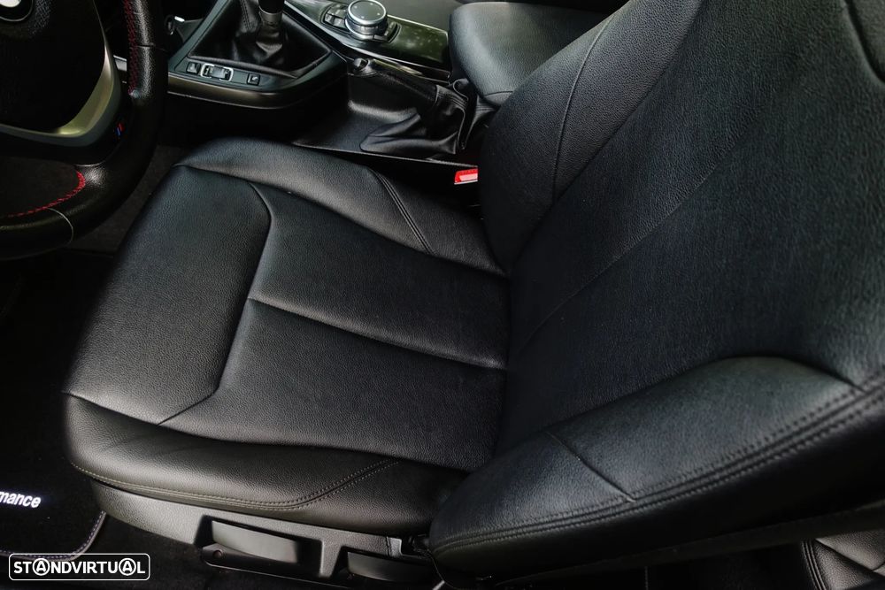 BMW 116 d Pack M - 36