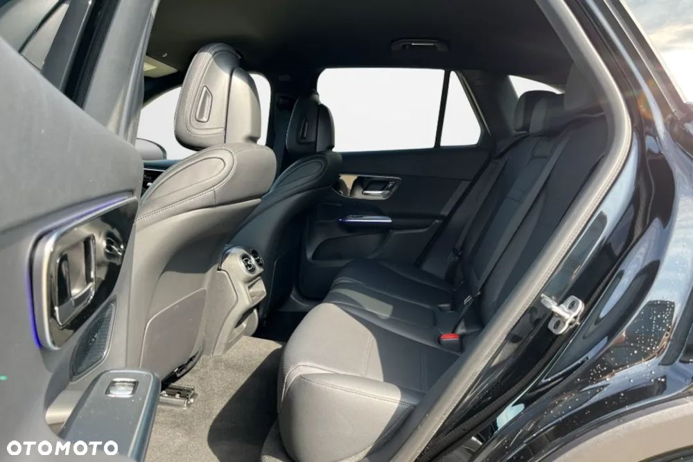 Mercedes-Benz GLC 200 4Matic 9G-TRONIC Edition Avantgarde - 21