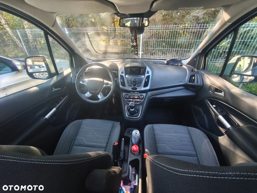 Ford Tourneo Connect - 5