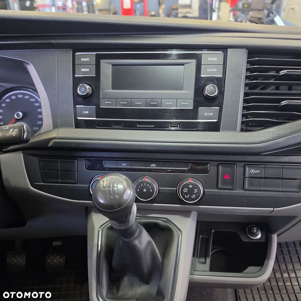 Volkswagen Transporter t6 - 23
