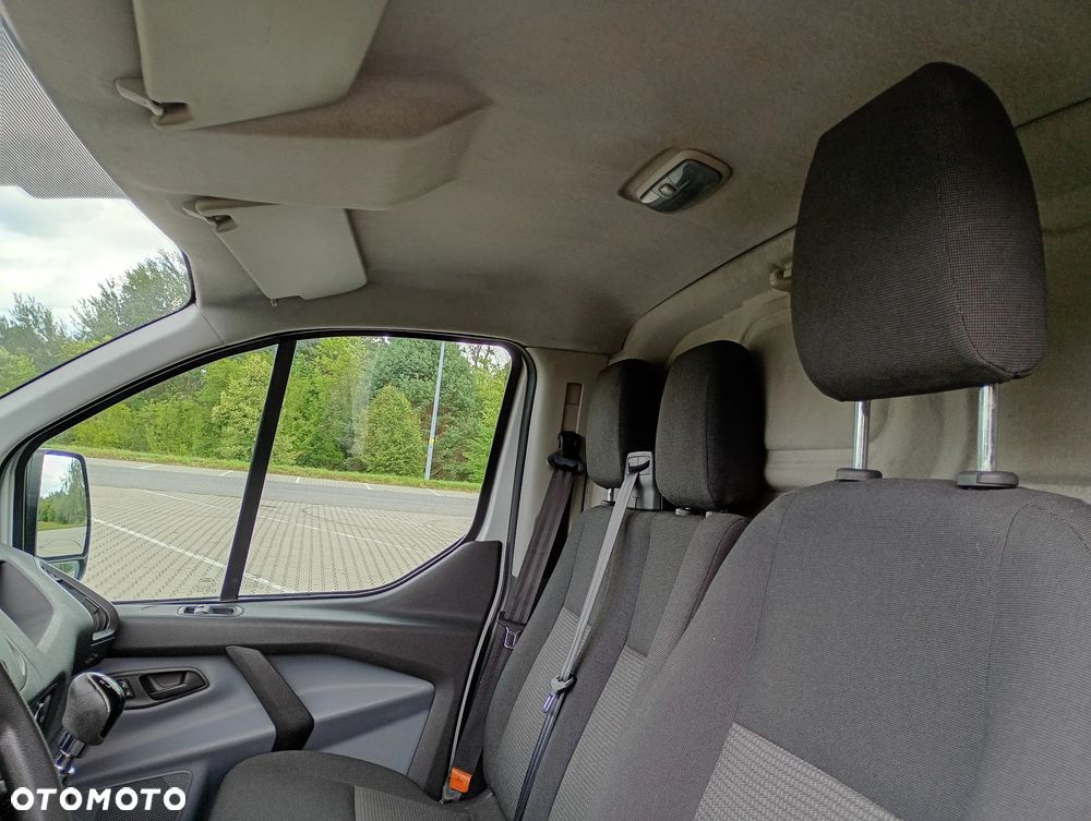 Ford Transit Custom - 26