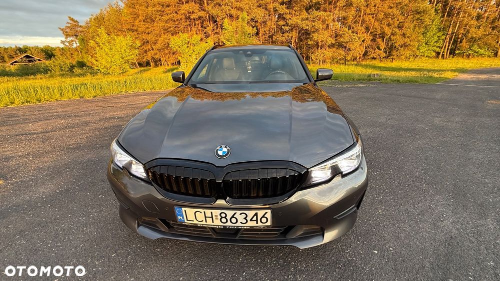 BMW Seria 3 - 24