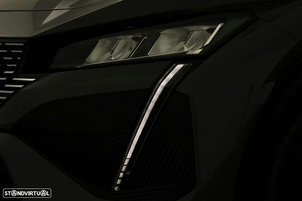 Peugeot 408 1.6 Hybrid Allure e-EAT8 - 6