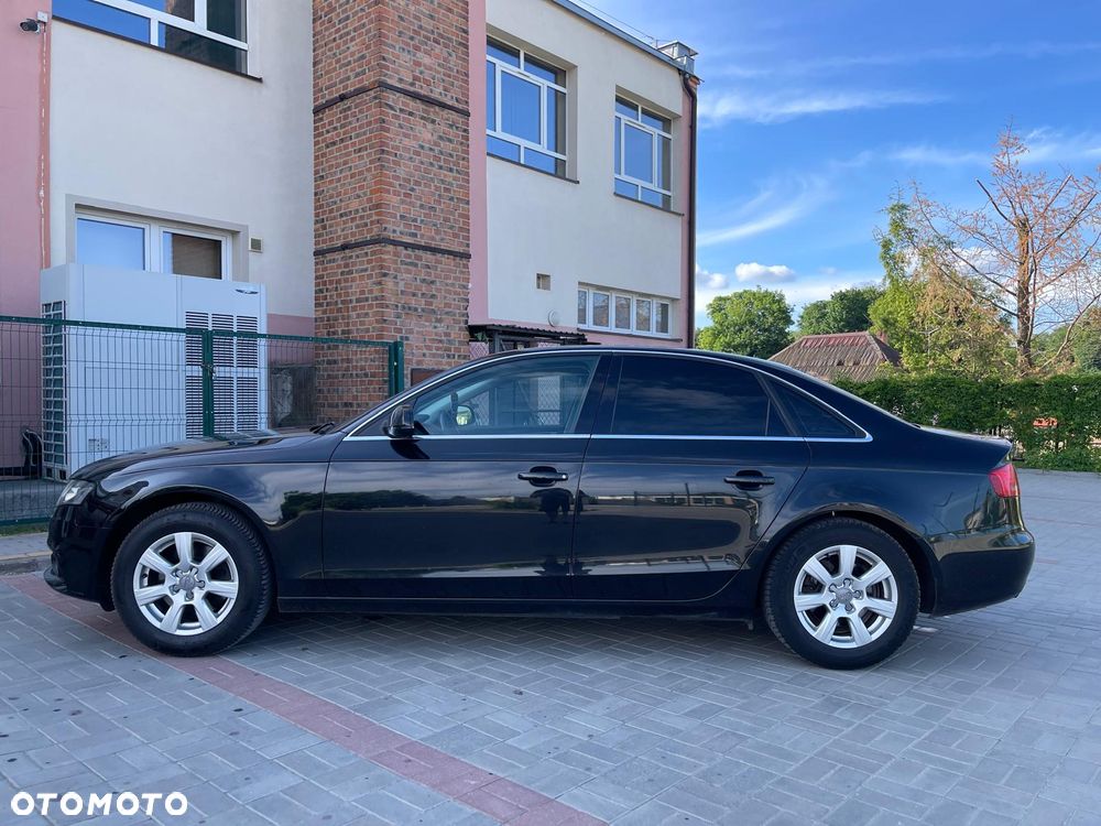 Audi A4 Avant 1.8 TFSI Ambiente - 4