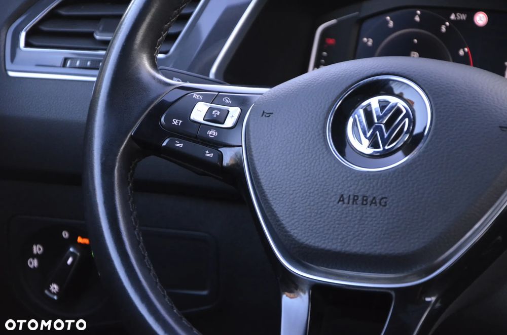 Volkswagen Tiguan Allspace 1.5 TSI EVO R-Line DSG - 24