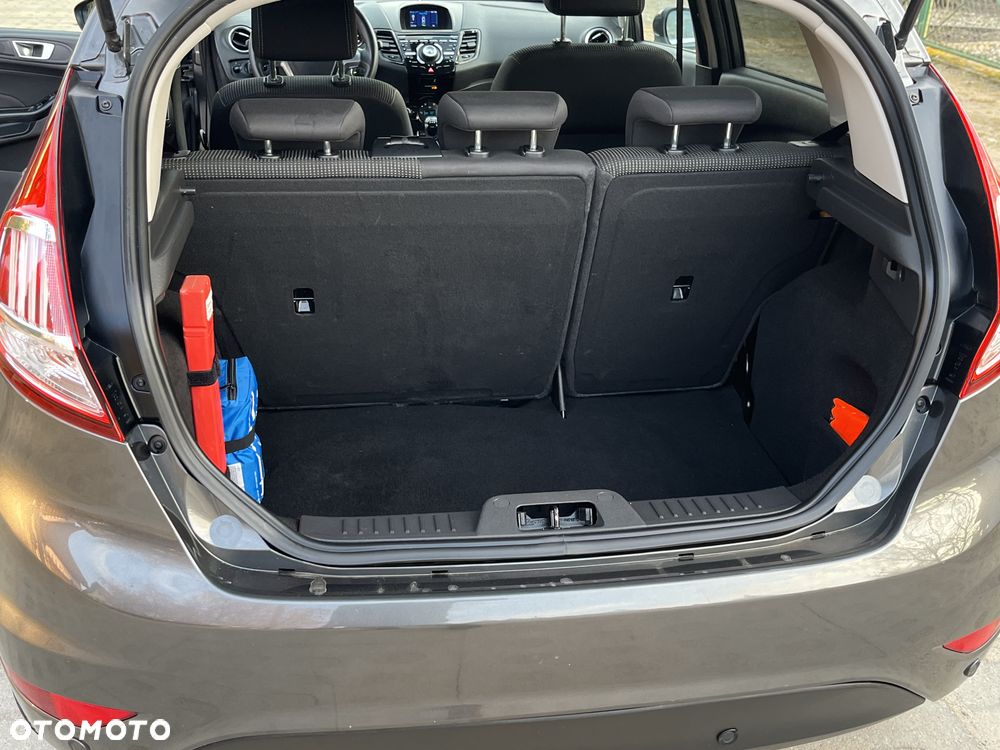 Ford Fiesta 1.0 EcoBoost S&S TITANIUM - 11
