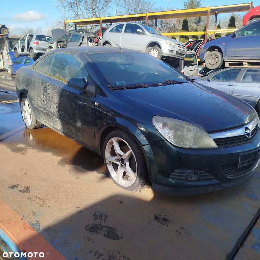 Opel Astra H na części - 2