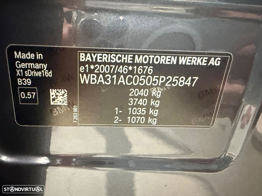 BMW X1 16 d sDrive Line xLine - 35