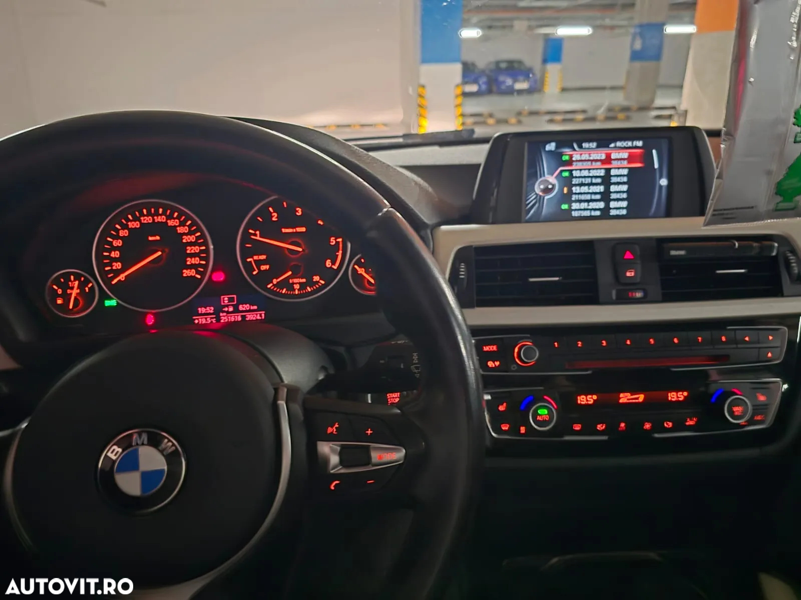 BMW Seria 3 316d Touring - 2
