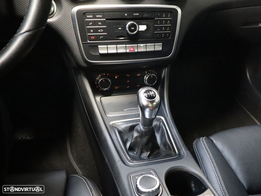 Mercedes-Benz A 160 d Urban - 14