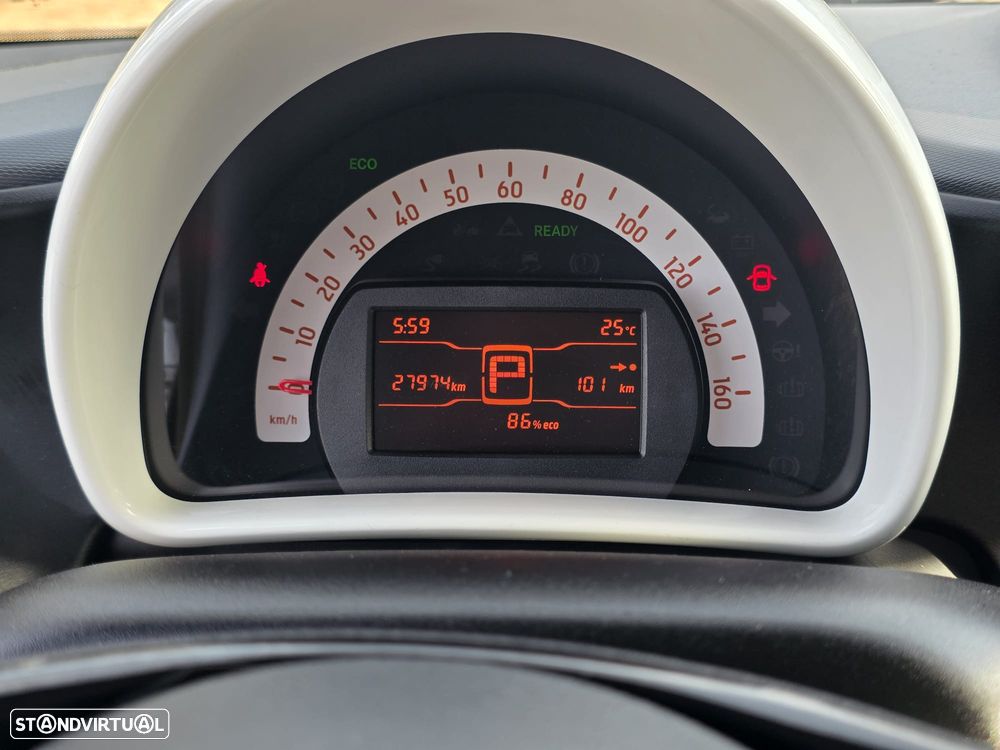 Smart Fortwo Cabrio EQ - 10