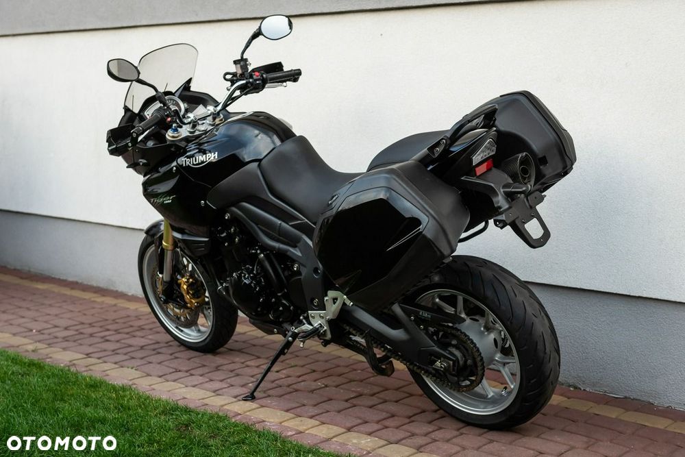 Triumph Tiger - 5