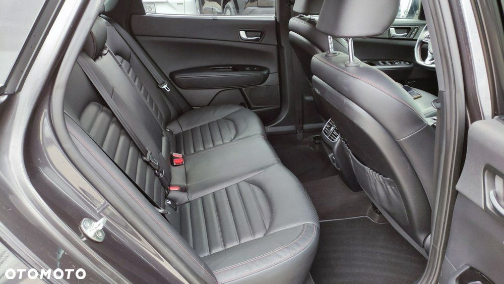Kia Optima - 21