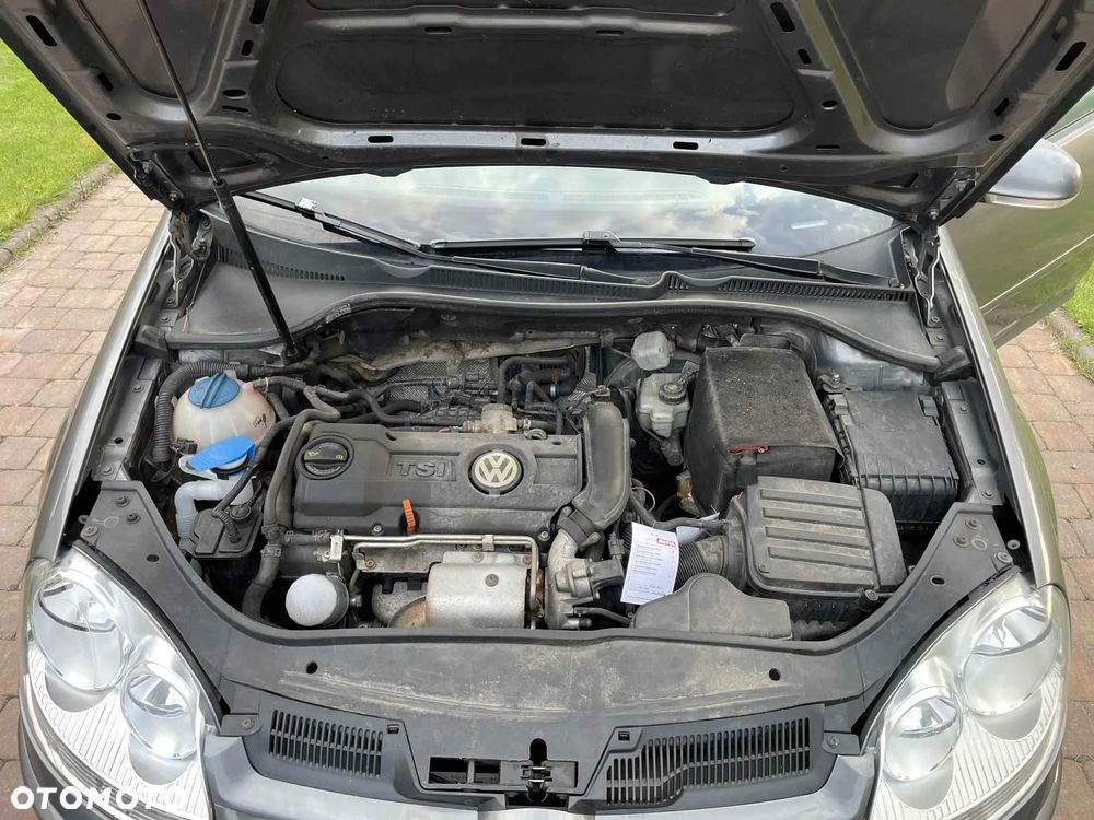 Volkswagen Golf V 1.4 TSI Comfortline - 17