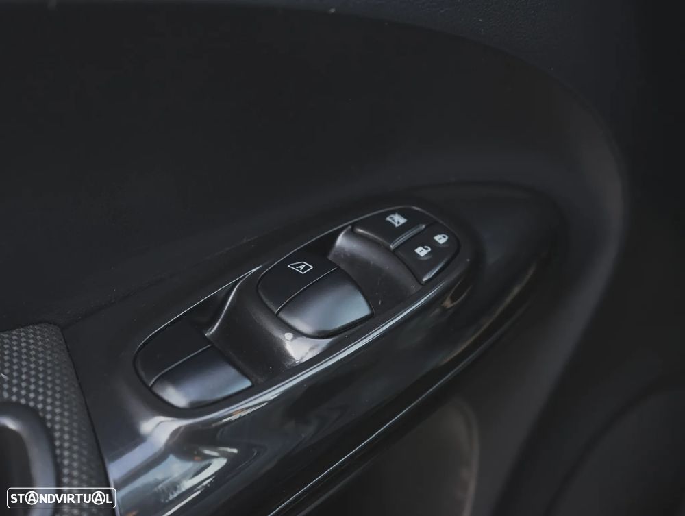 Nissan Juke 1.5 dCi N-Connecta - 18