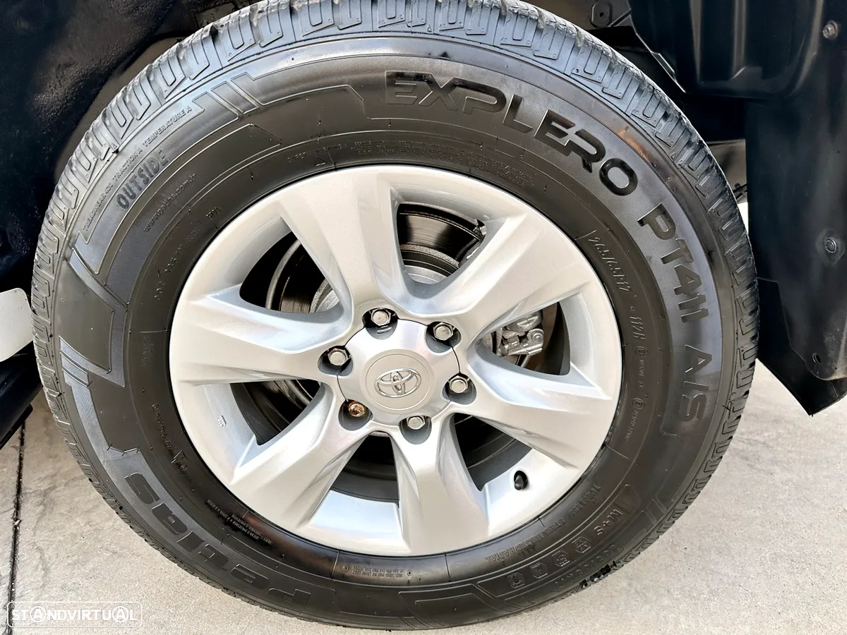 Toyota Land Cruiser Prado - 51