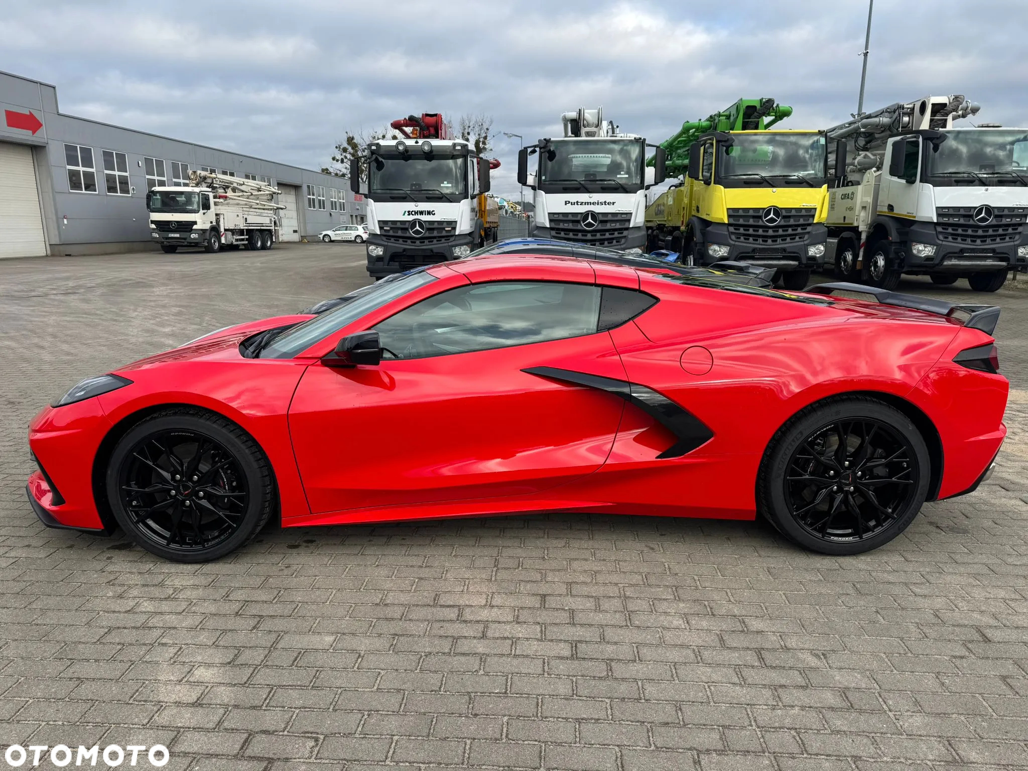 Chevrolet Corvette - 8