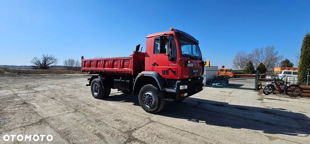 MAN LE280B - 1