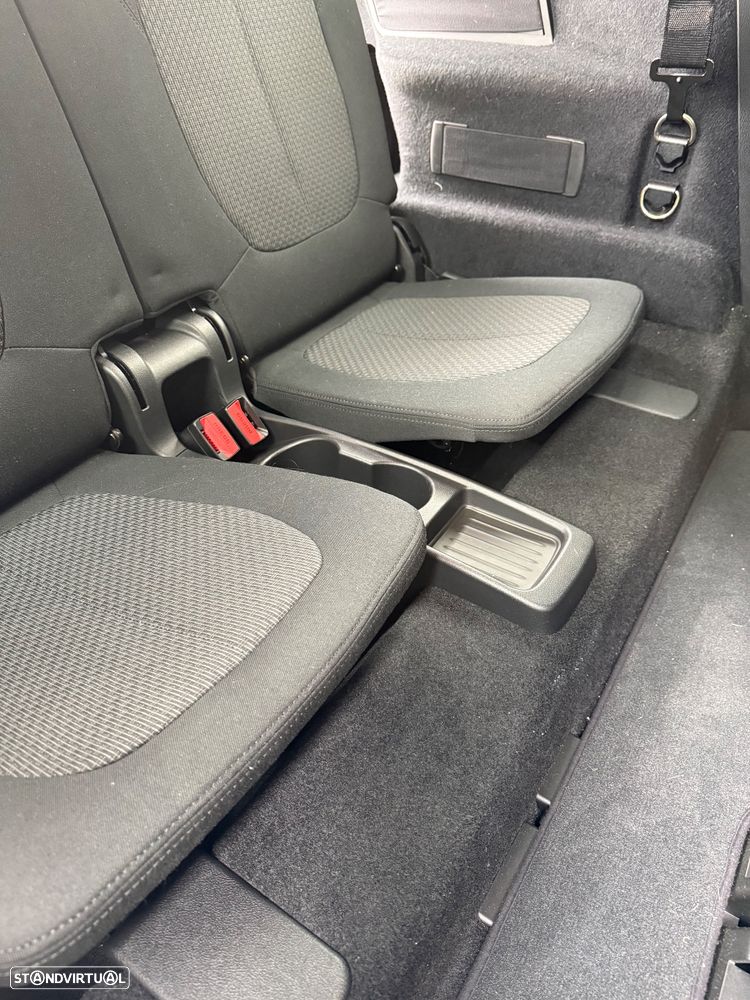 BMW 216 Gran Tourer i 7L Advantage - 37