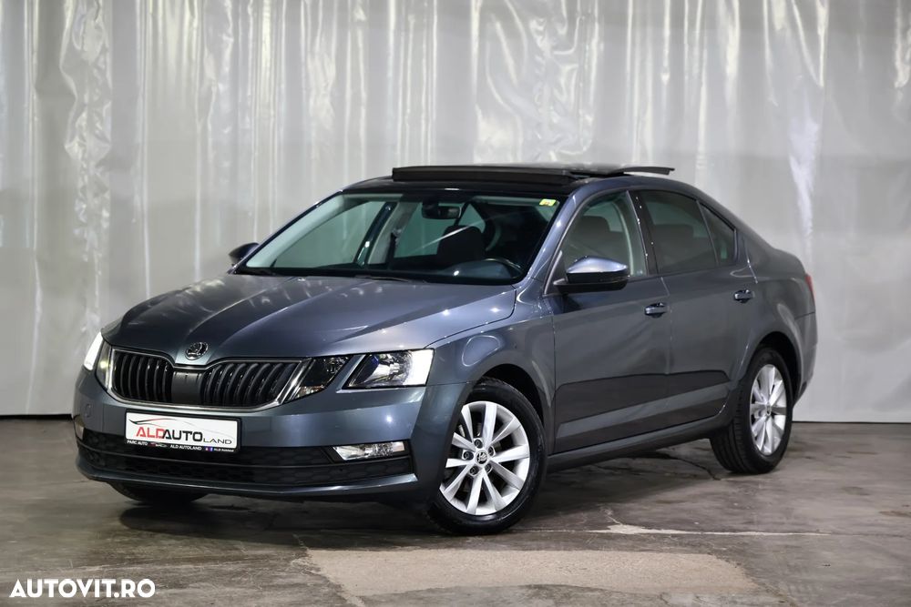 Skoda Octavia 1.6 TDI DSG Ambition - 2