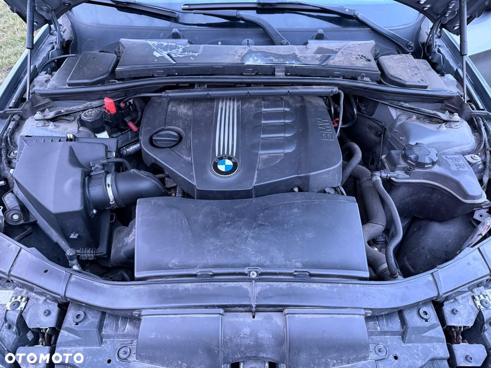 BMW Seria 3 318d DPF - 6