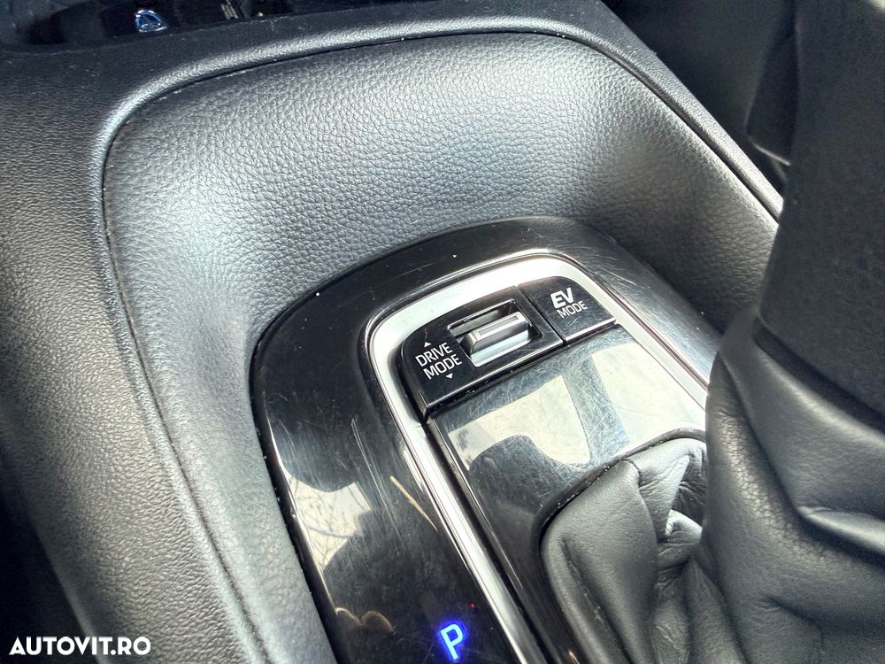 Toyota Corolla 1.8 HSD Dynamic - 22