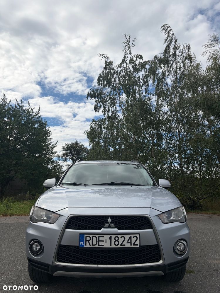 Mitsubishi Outlander 2.0 Intense NAVI 2WD EU5 - 17