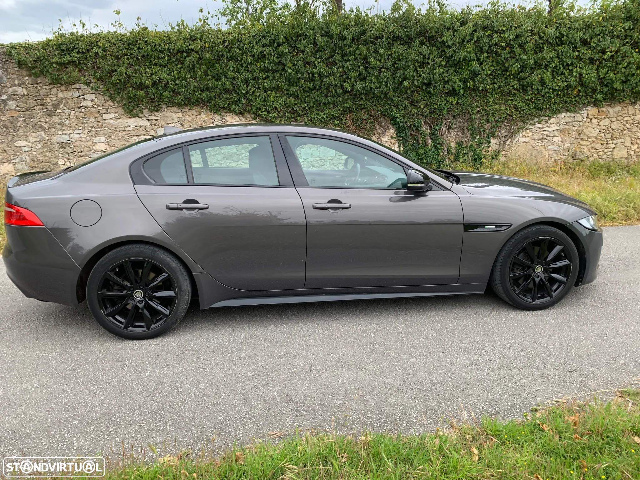 Jaguar XE E-Performance Aut. R-Sport - 25