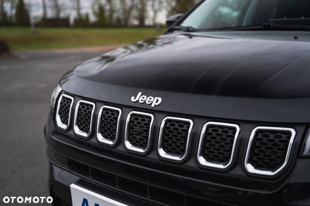 Jeep Compass - 10